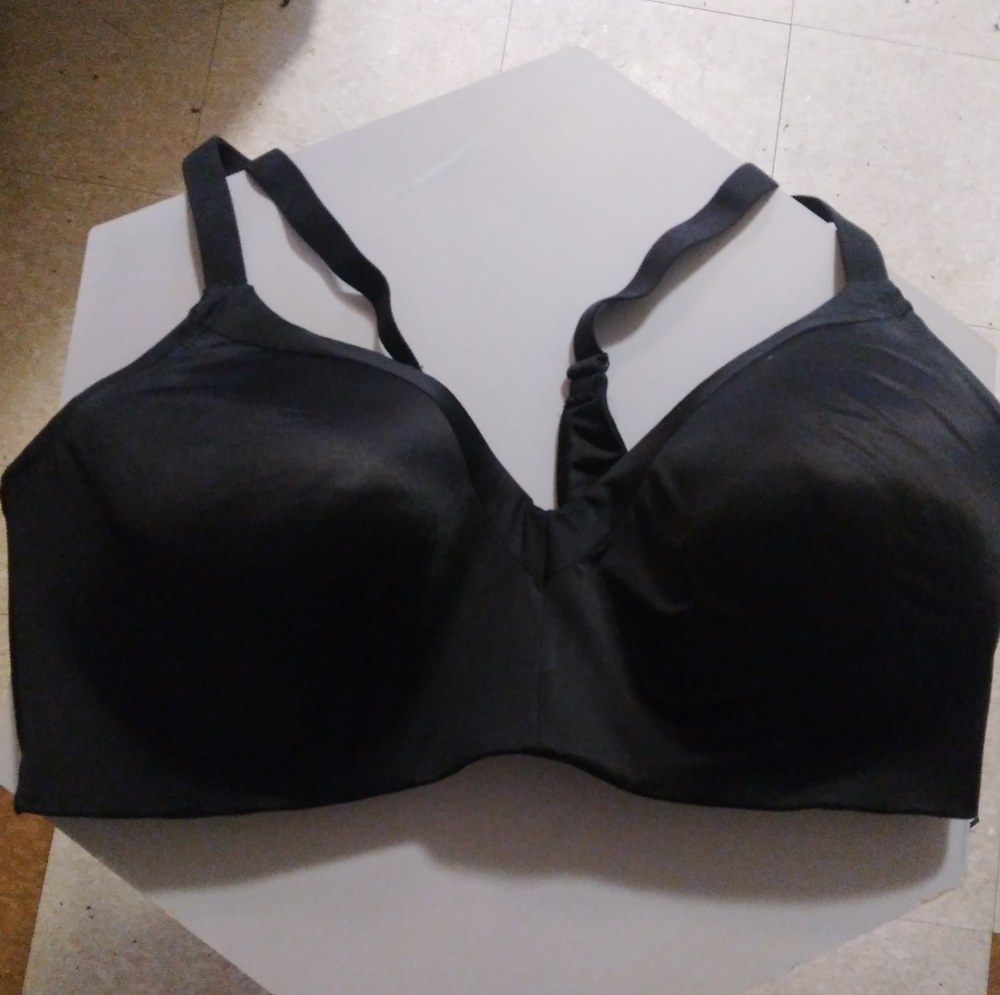 New! All Black Soft Bra no wire 42DDD          2 sets